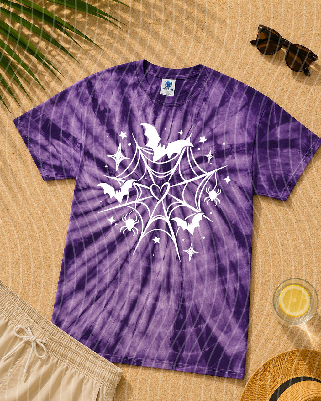 Heart Web Graphic Tee product image 3