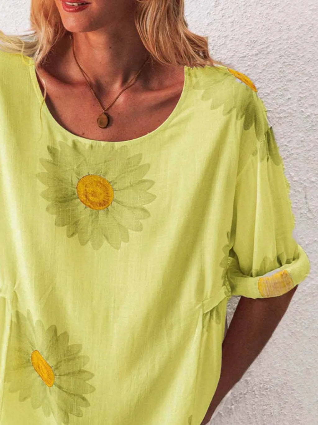 Full Size Flower Round Neck Half Sleeve T-Shirt Plus product image 9