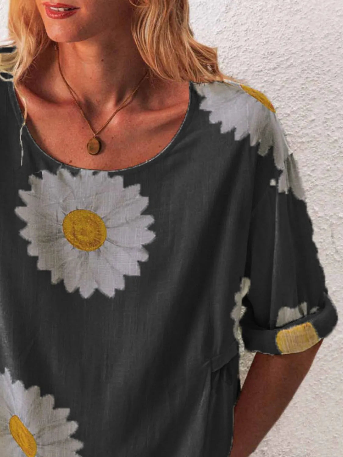 Full Size Flower Round Neck Half Sleeve T-Shirt Plus product image 21