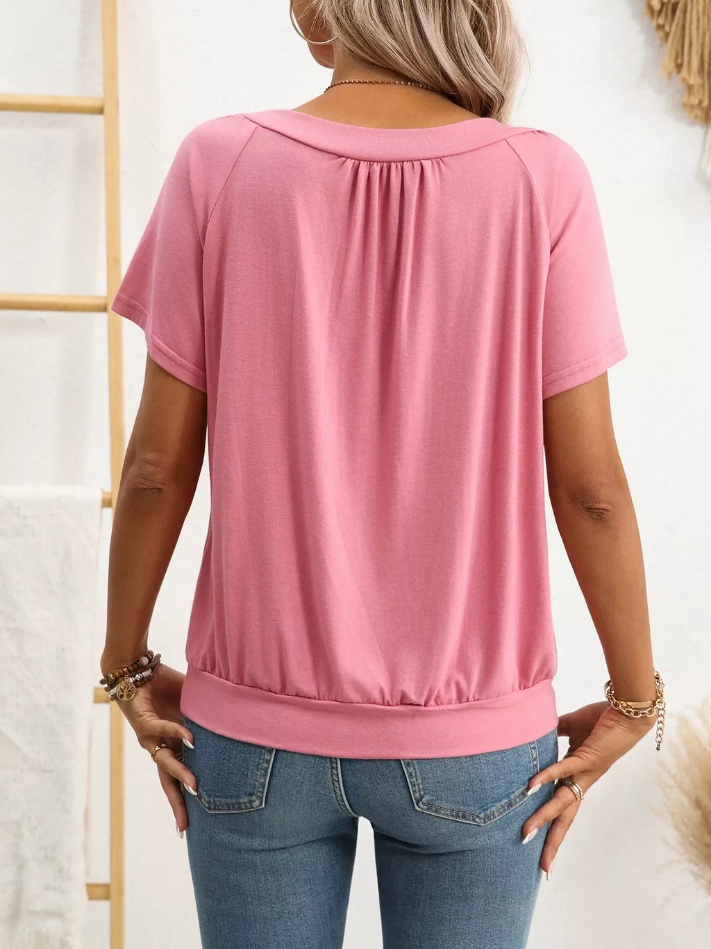 V-Neck Short SleeveT-Shirt product image 18