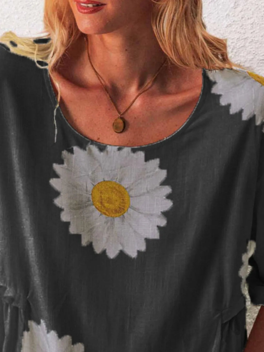 Full Size Flower Round Neck Half Sleeve T-Shirt Plus product image 22